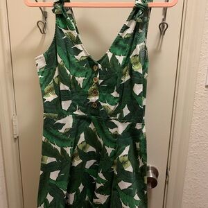 Forever 21 Green Leaf Print Dress